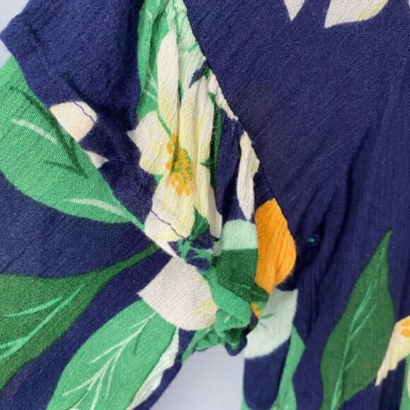 Old Navy women’s floral navy blue long sleeve Blouse /casual/business - Picture 5 of 7